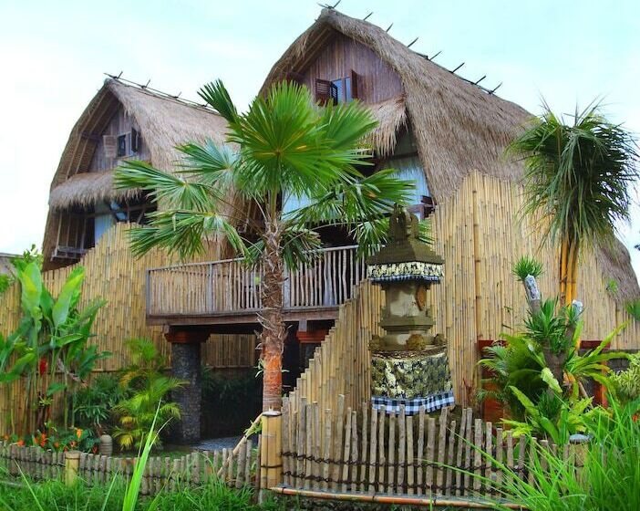 جناح عائلي, De Klumpu Bali Eco Tradi Stay