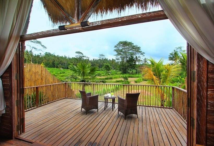 جناح عائلي, De Klumpu Bali Eco Tradi Stay