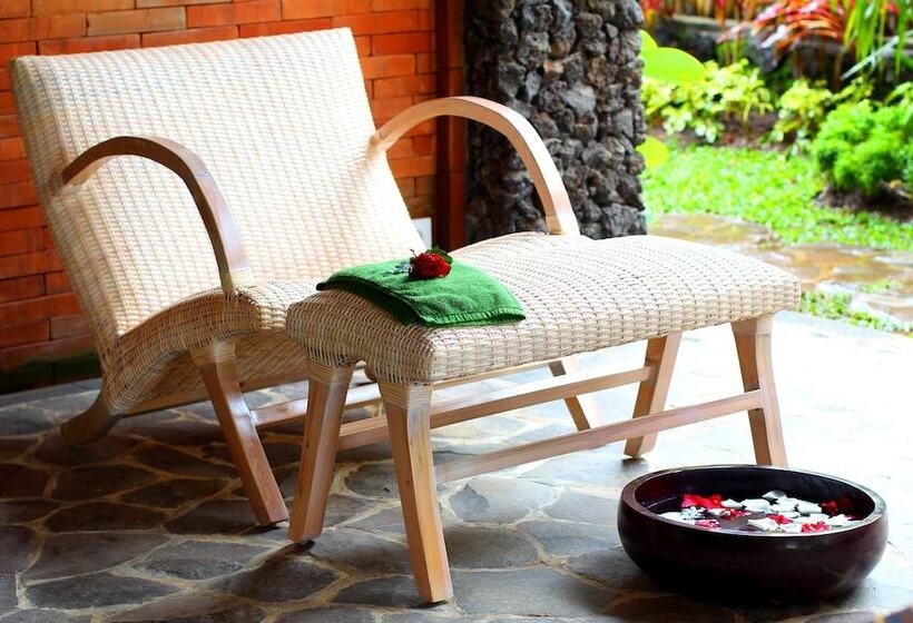 جناح عائلي, De Klumpu Bali Eco Tradi Stay