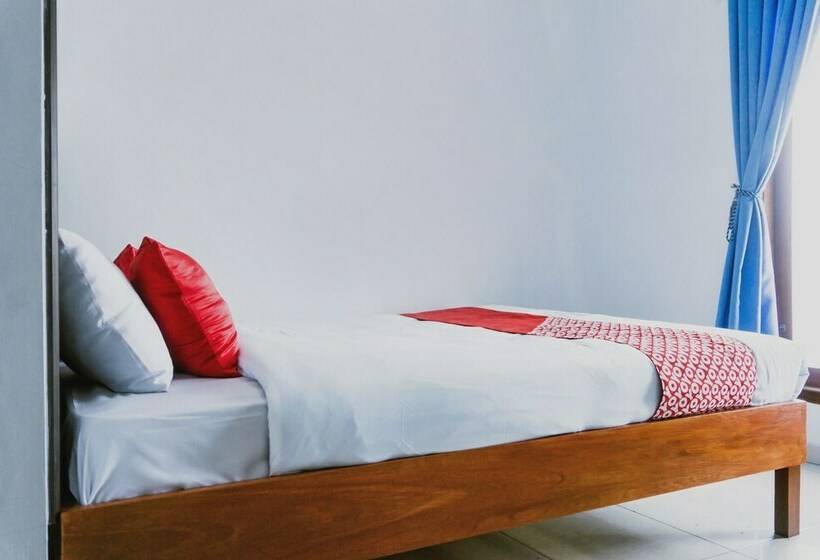 デラックスルーム, Homiko By Oyo Rooms