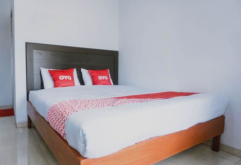 デラックスルーム, Homiko By Oyo Rooms