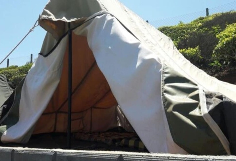 كوخ تقليدي, Janardan Tea Resort   Campsite