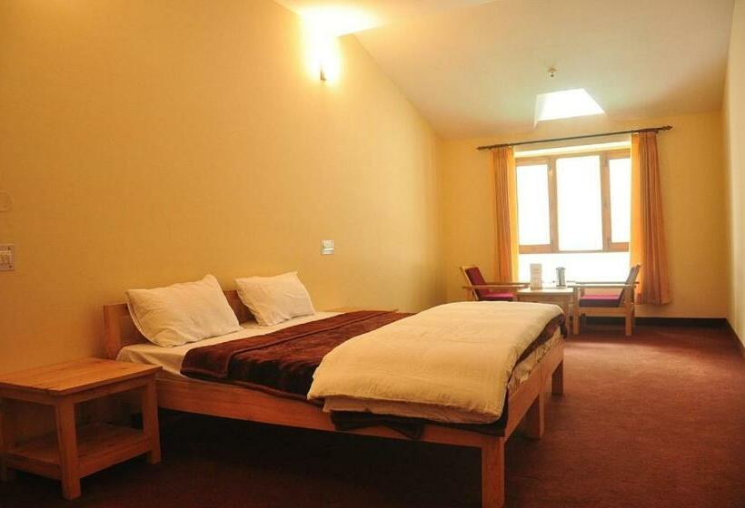 חדר סטנדרט, Prakritithe Retreat