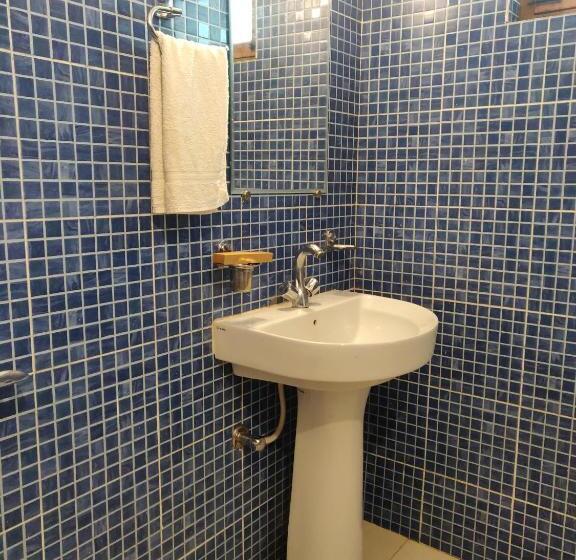 חדר סטנדרט, Prakritithe Retreat