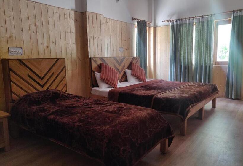 חדר סטנדרט, Prakritithe Retreat