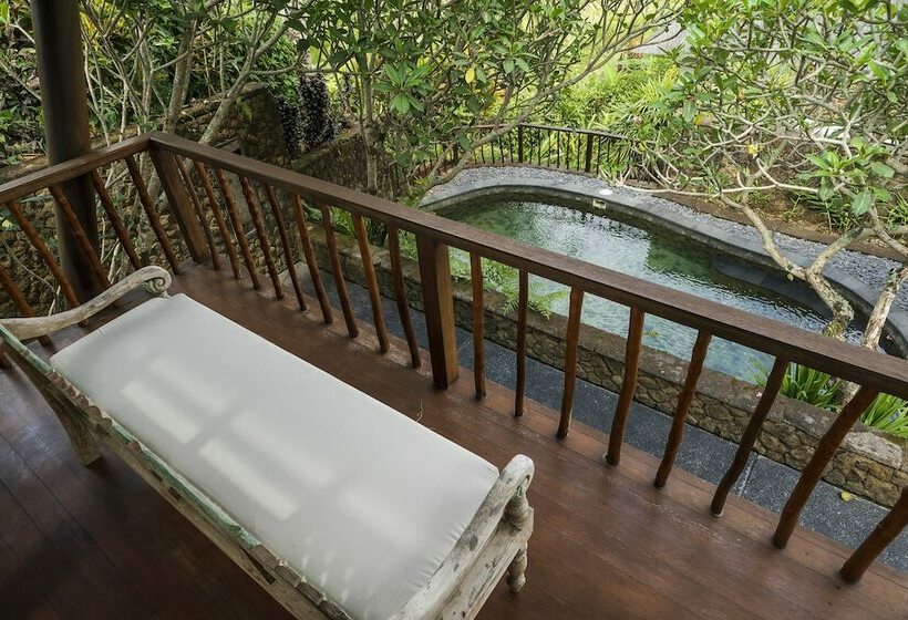 וילה דלוקס חדר שינה 1, Awan Biru Villas