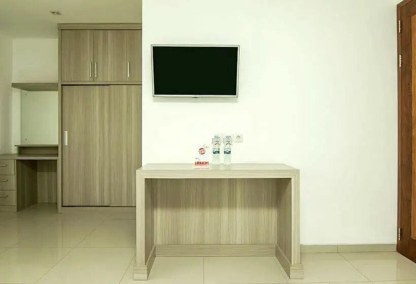 デラックスルーム, Puri Gevana Guest House By Oyo