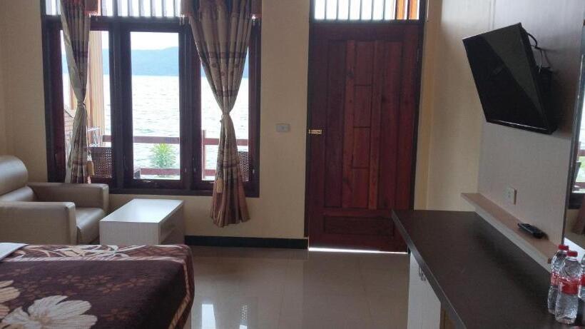 디럭스 룸 호수 전망, Mas Cottages