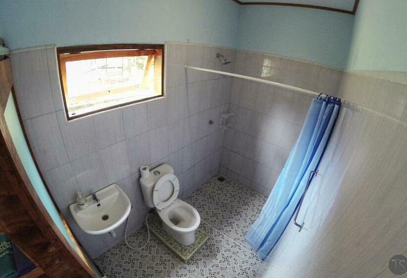 스탠다드 방갈로, Sadati Home Stay