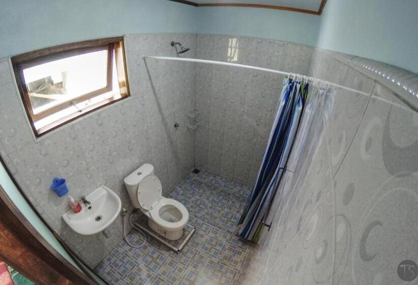 Номер Стандарт, Sadati Home Stay