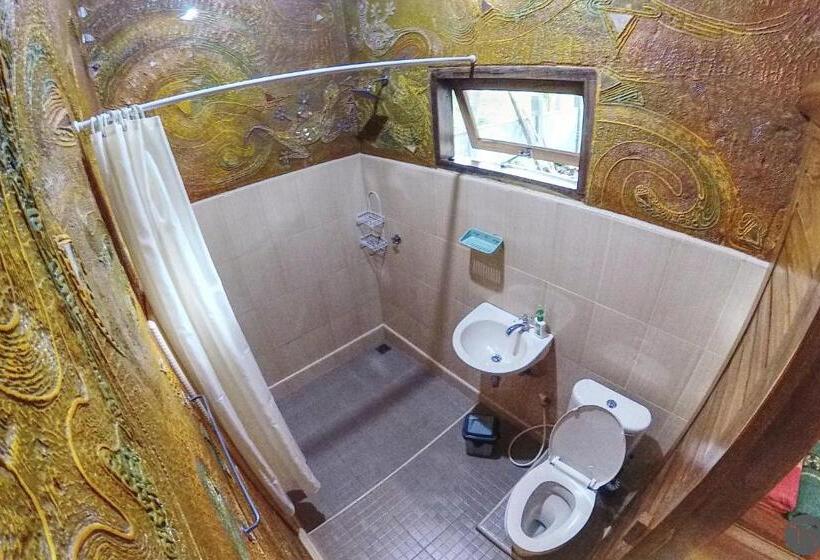 Семейное Бунгало, Sadati Home Stay