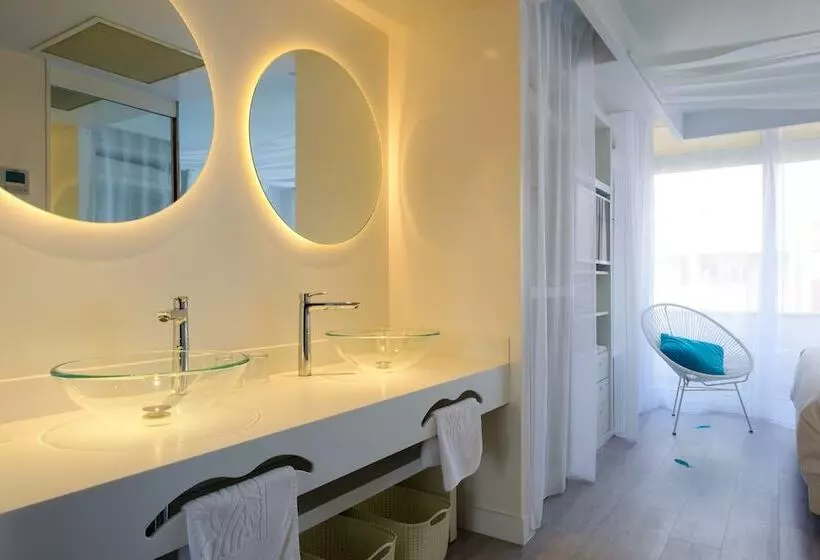 آپارتمان لوکس 1 خوابه, Apartamentos Portu Saler