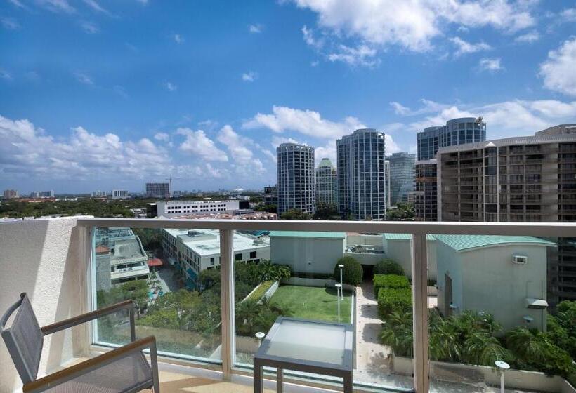 غرفة قياسية مطلة على المدينة, Arya Bw Premier Collection