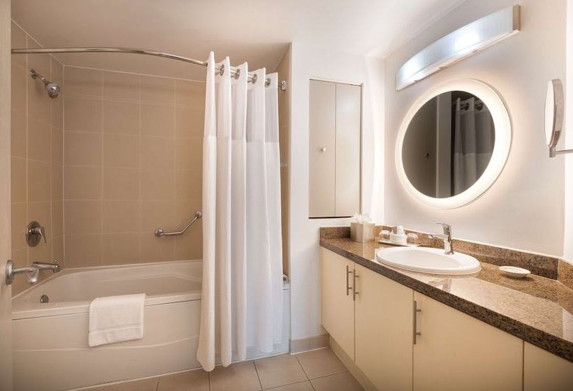 غرفة قياسية سرير مزدوج مطلة على المدينة, Arya Bw Premier Collection