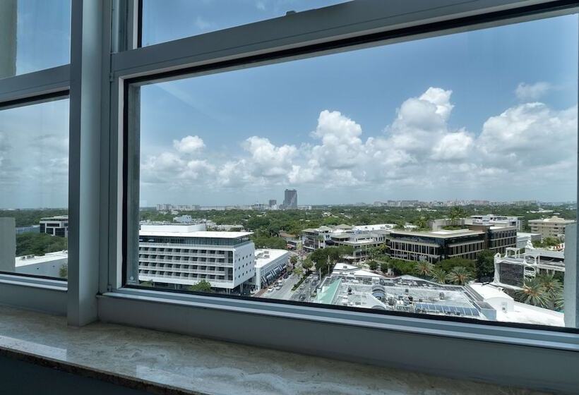 غرفة قياسية سرير مزدوج مطلة على المدينة, Arya Bw Premier Collection