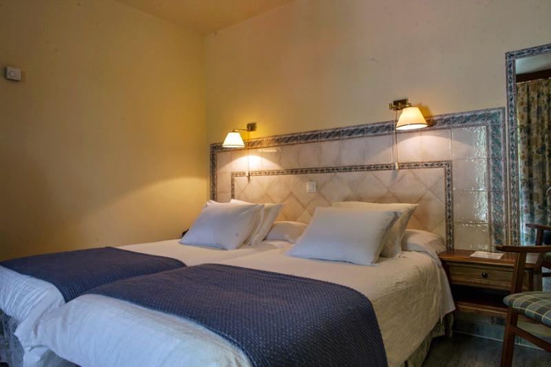 غرفة قياسية, Balneario De Alceda