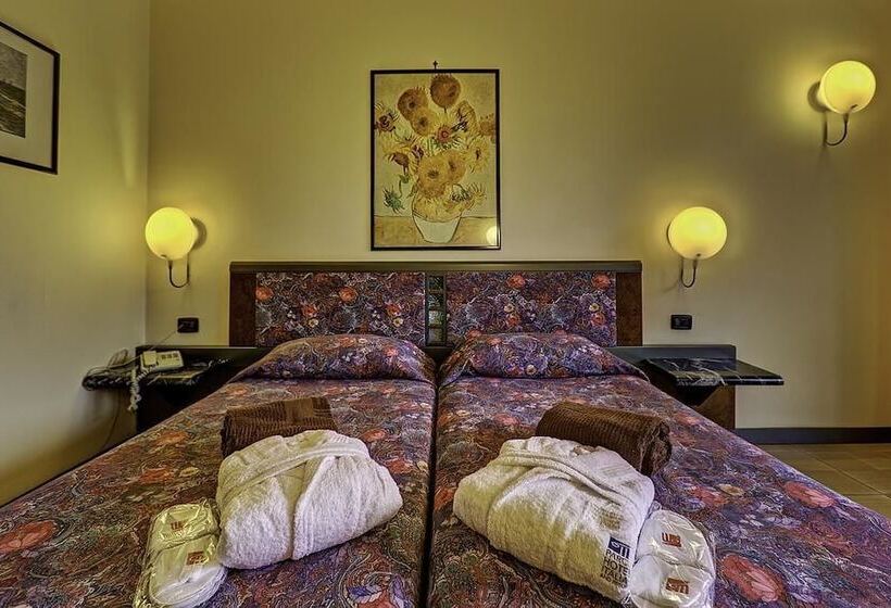 Standard Room, Caesar Palace
