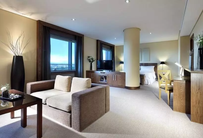 سوئیت پریمیوم, Eurostars Suites Mirasierra
