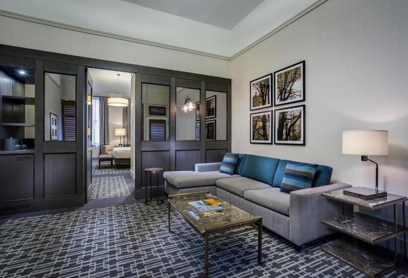 מיטת קינג בסוויטה, Hyatt Regency Cleveland At The Arcade