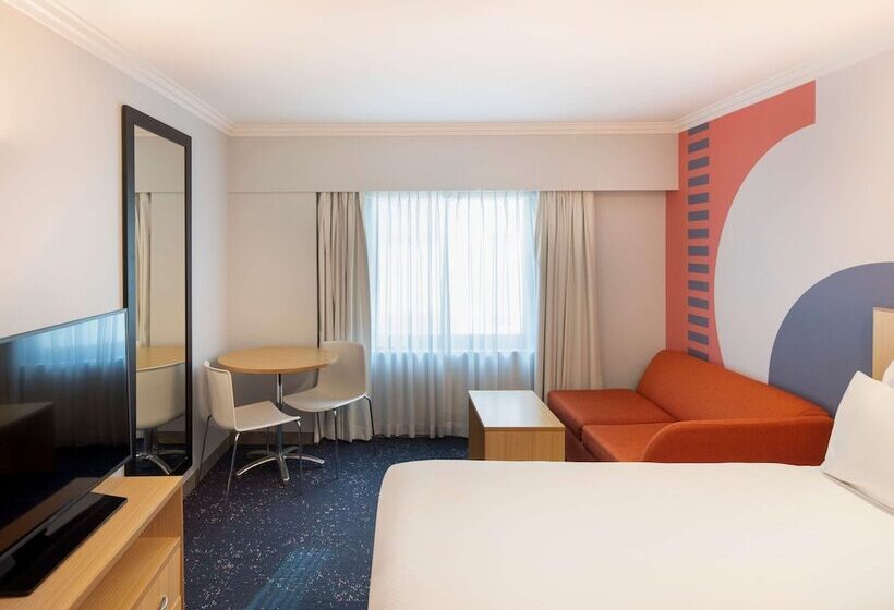 스탠다드 룸 더블 침대, Ibis Styles Sydney Central