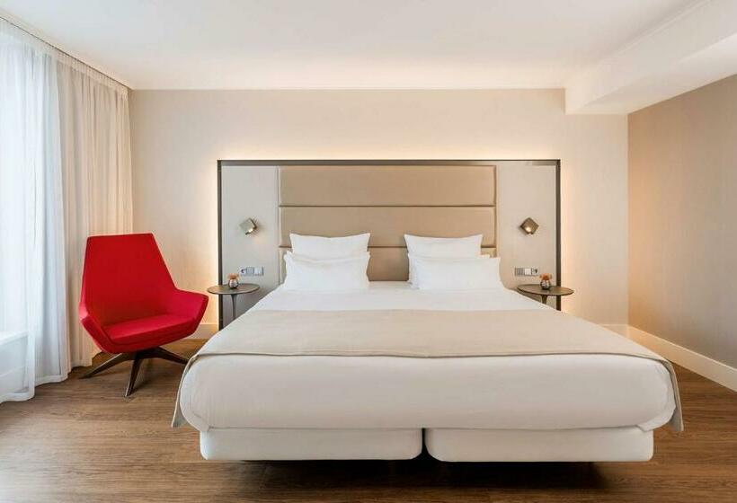 سوئیت جونیور با تراس, NH Collection Berlin Mitte Am Checkpoint Charlie