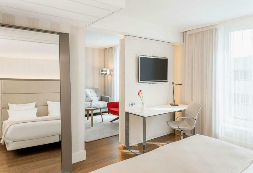 سوئیت جونیور با تراس, NH Collection Berlin Mitte Am Checkpoint Charlie