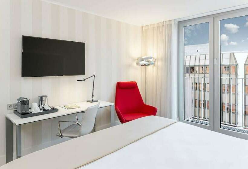 سوییت جونیور, NH Collection Berlin Mitte Am Checkpoint Charlie