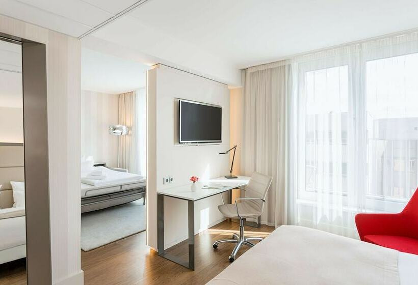 اتاق خانوادگی, NH Collection Berlin Mitte Am Checkpoint Charlie