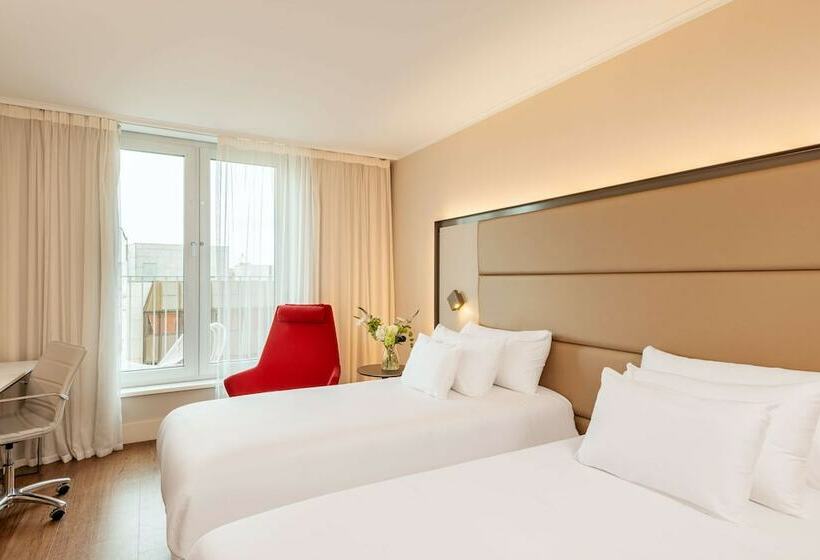 اتاق خانوادگی, NH Collection Berlin Mitte Am Checkpoint Charlie