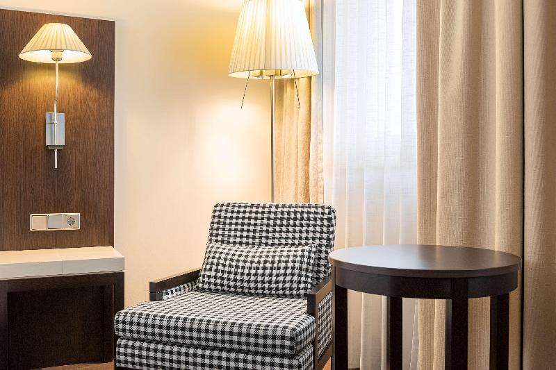 수피리어 룸, NH Danube City