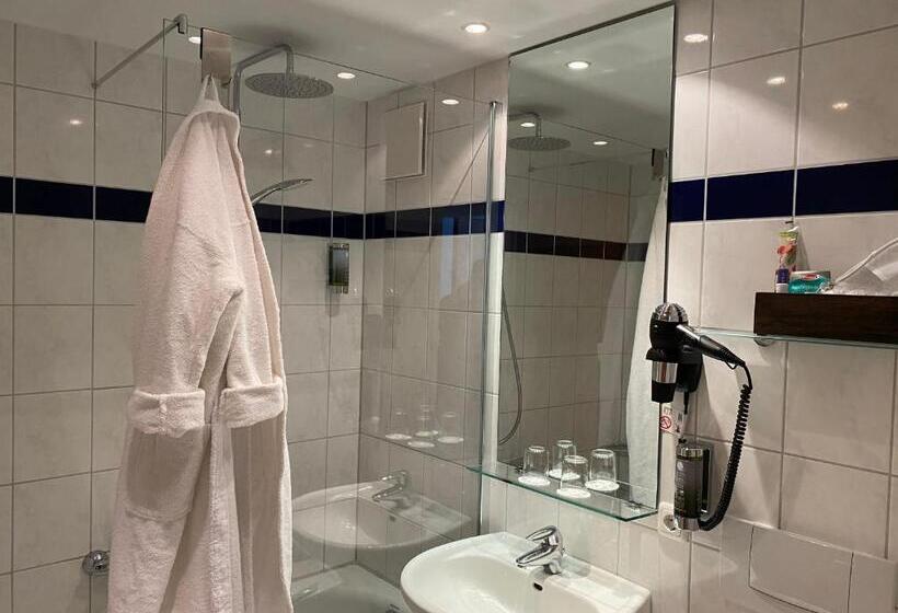 شقة غرفة واحدة, Stadthafen Stade