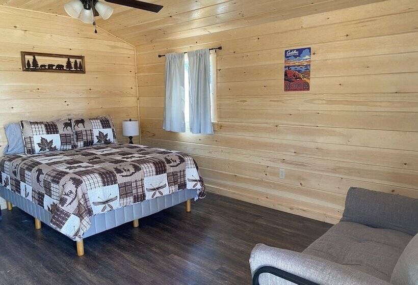 كابينة, Bluff House Inn