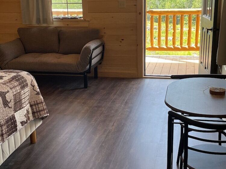 كابينة, Bluff House Inn