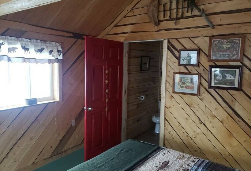 كابينة, Wrangell Mountain Lodge  Private Bathroom With Shower