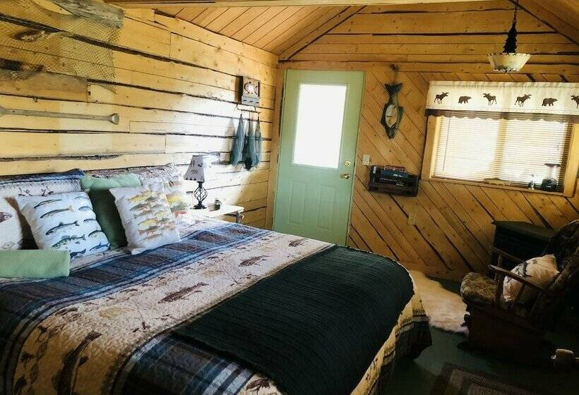 كابينة, Wrangell Mountain Lodge  Private Bathroom With Shower