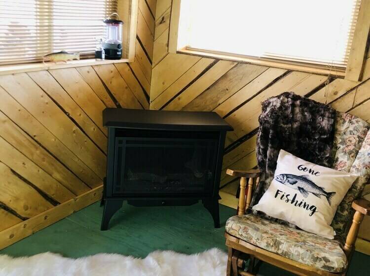 كابينة, Wrangell Mountain Lodge  Private Bathroom With Shower