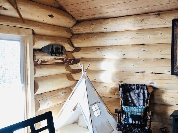 كابينة, Wrangell Mountain Lodge  Private Bathroom With Shower