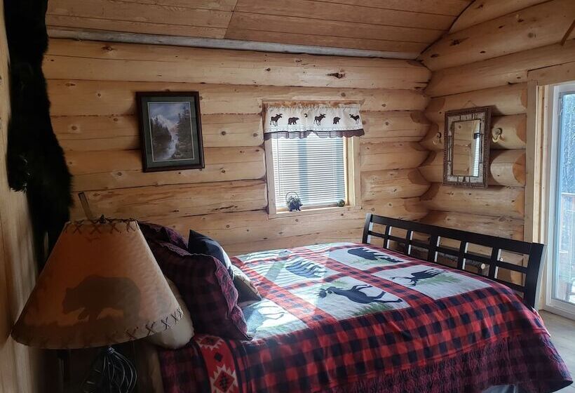 كابينة, Wrangell Mountain Lodge  Private Bathroom With Shower