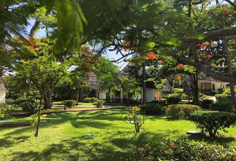 高级大房间, Bluebay Beach Resort & Spa