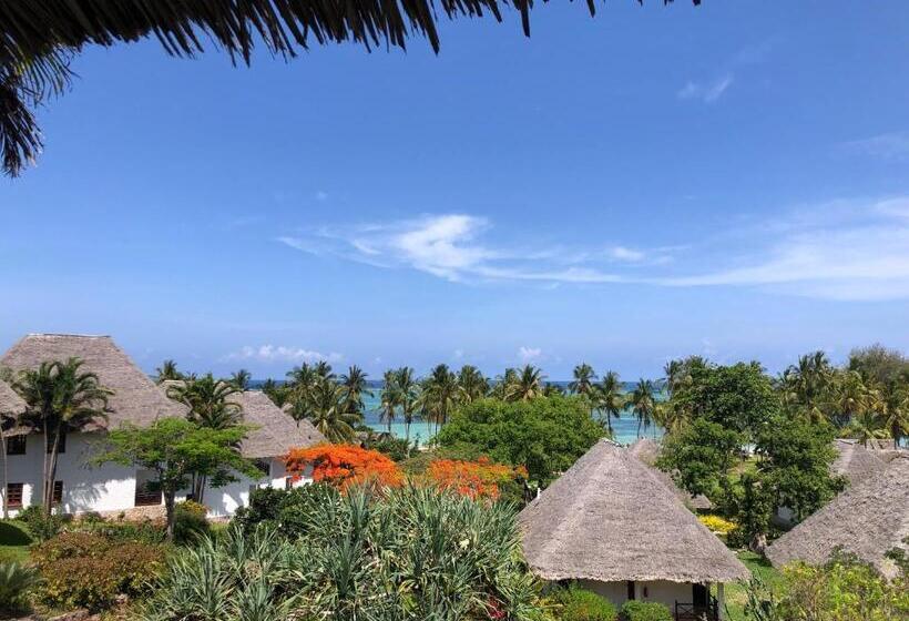 高级大房间, Bluebay Beach Resort & Spa