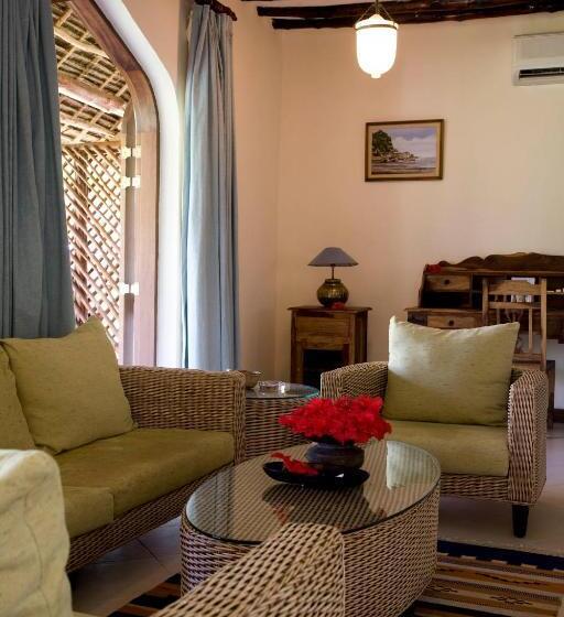 小型套房, Bluebay Beach Resort & Spa