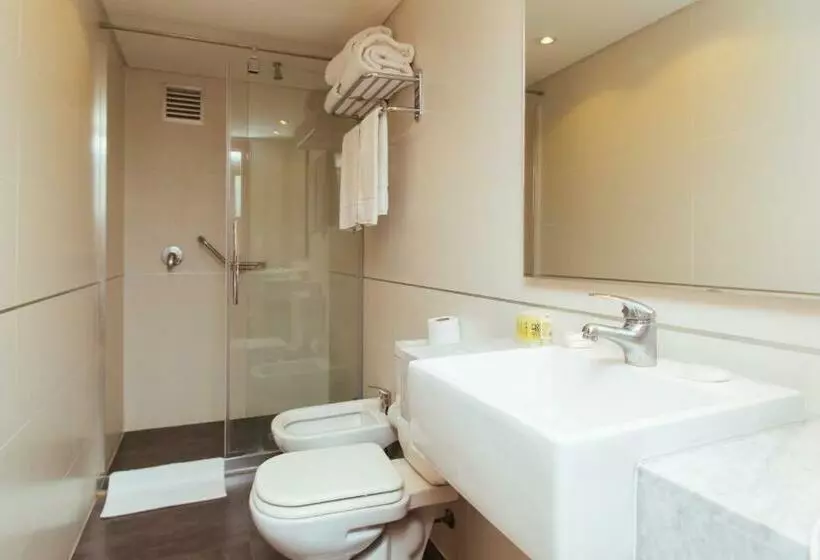 سوئیت پریمیوم, Golden Beach Resort & Spa