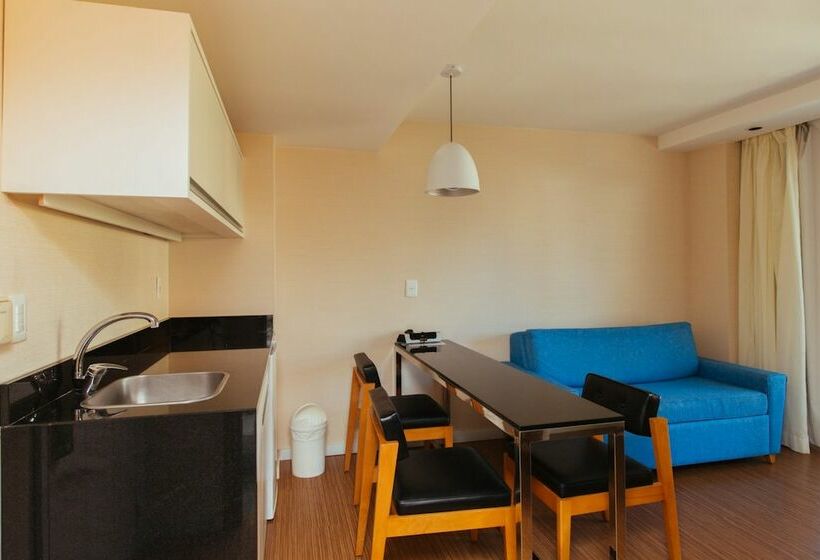 高级套房, Golden Beach Resort & Spa