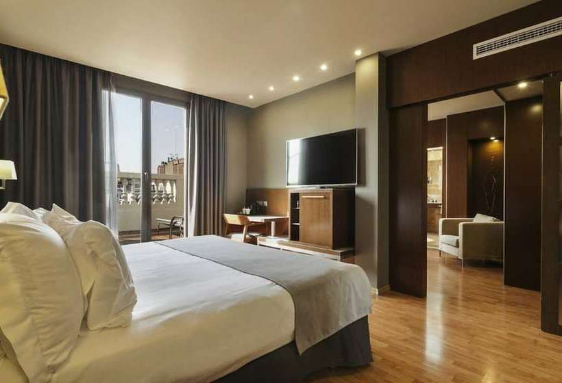 Номер Стандарт, Acta Atrium Palace