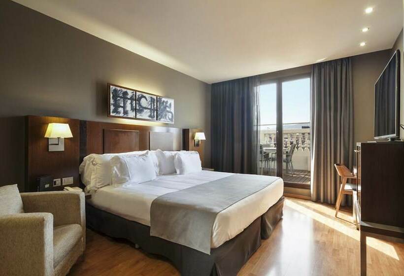 Номер Стандарт, Acta Atrium Palace