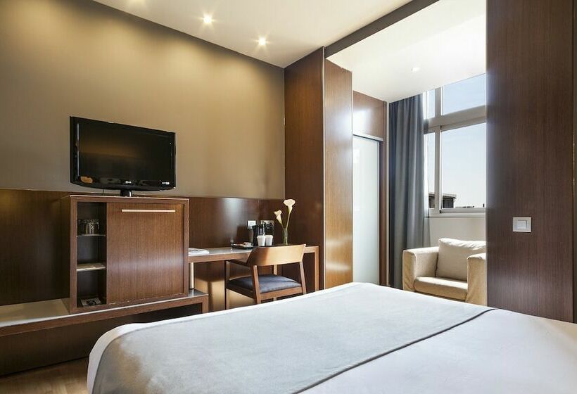 Номер Стандарт, Acta Atrium Palace