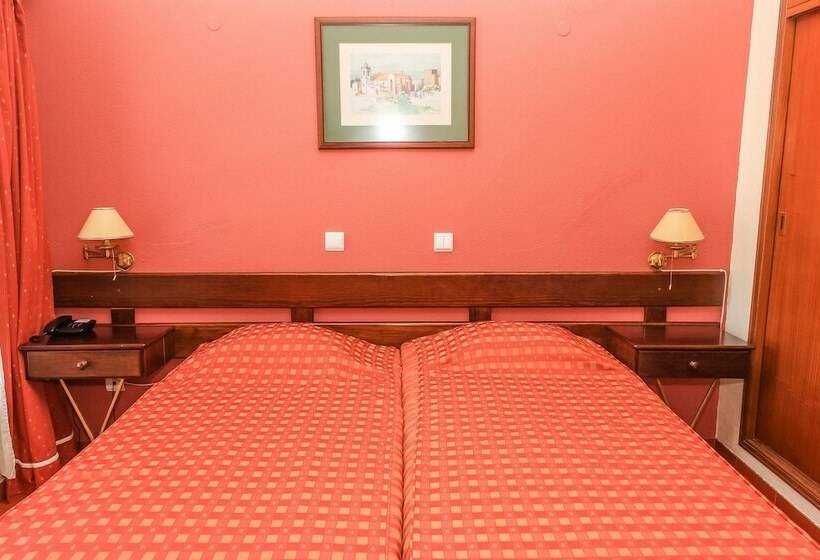 חדר סטנדרט יחיד, Colina Dos Mouros