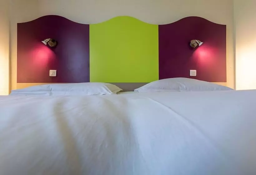 ファミリールーム, Logis Hotel Noemys Pont De L Etoile
