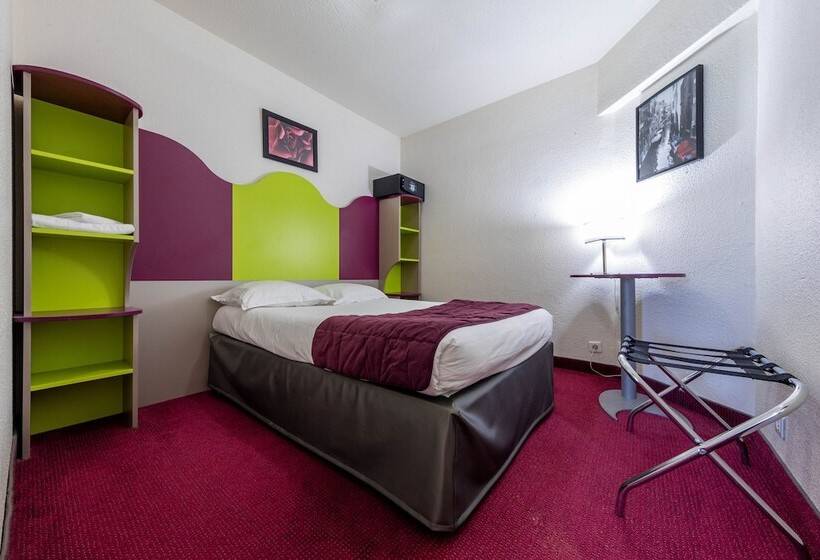 家庭间, Logis Hotel Noemys Pont De L Etoile