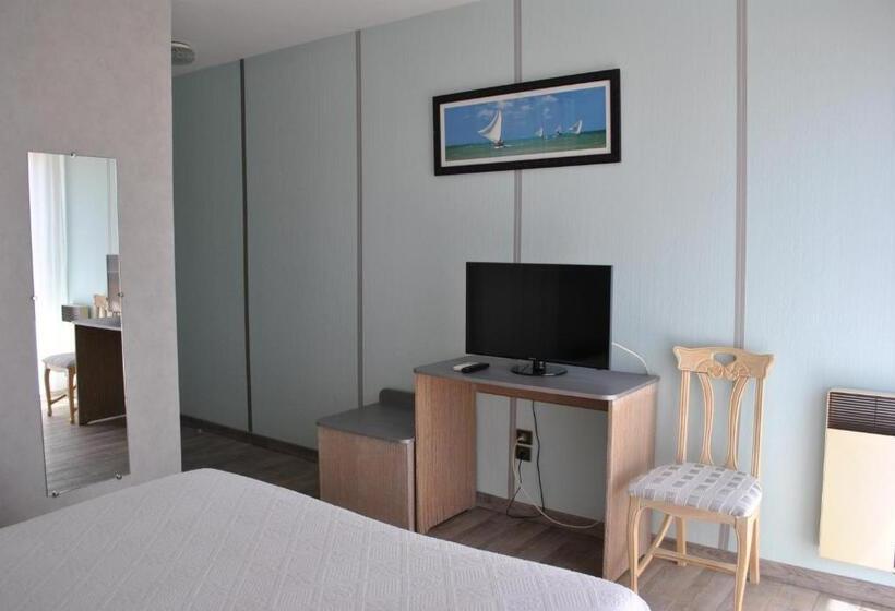 スーペリアールーム, Hostellerie Saint Benoît